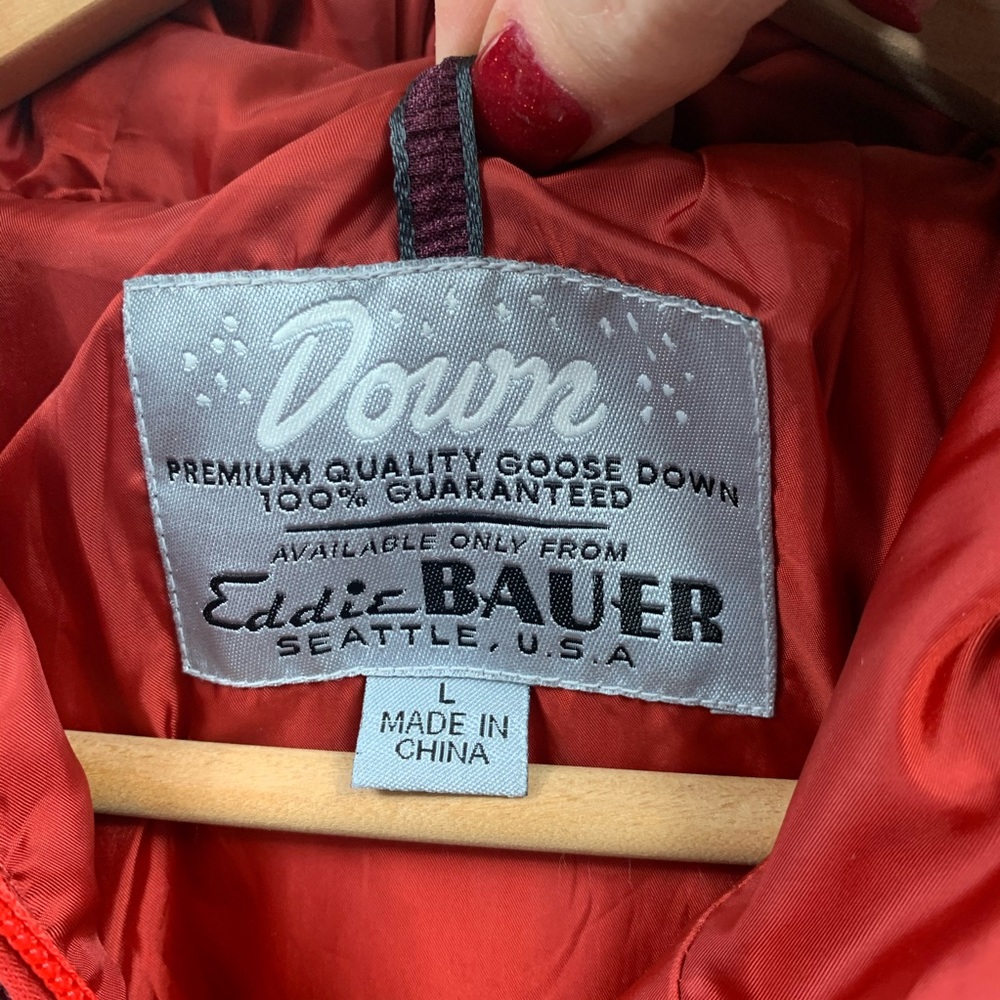 **SOLD** Eddie Bauer Premium Down Hooded Vest - Picture 5 of 8